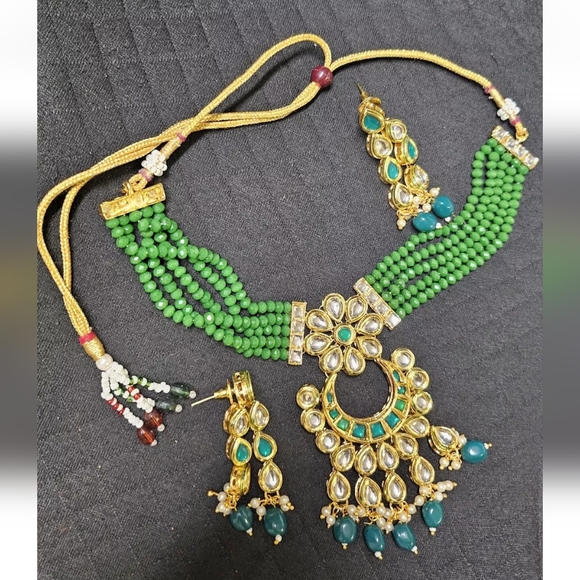 Pakistani/Indian Jewelry Set - Picture 1 of 5